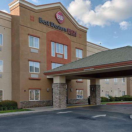 Best Western Plus Delta Inn & Suites Oakley Eksteriør billede