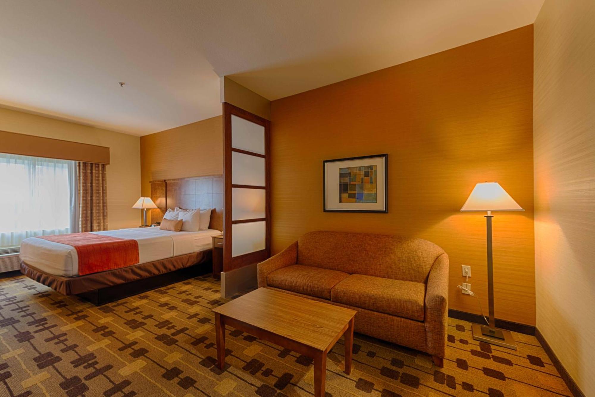 Best Western Plus Delta Inn & Suites Oakley Eksteriør billede